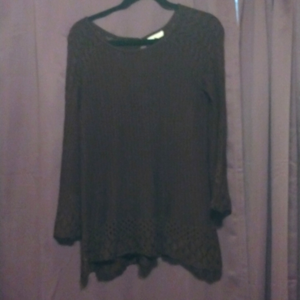 Brown long sleeve knit sweater